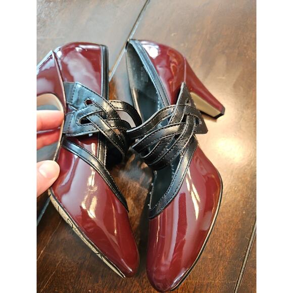 Bella Vita Women's Cindy II Platform Pump 7M - Picture 6 of 9